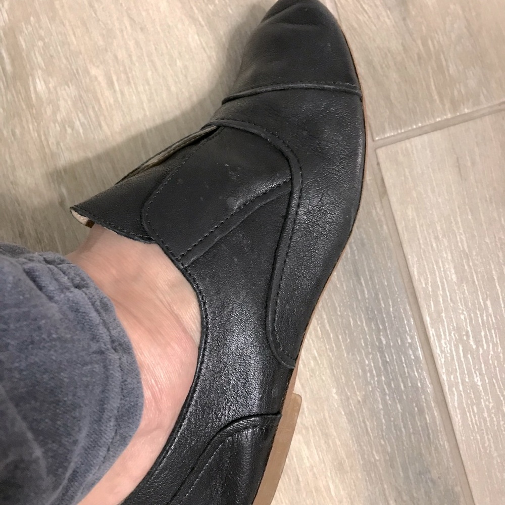 Barney’s New York Cuoio Leather Women’s Loafers
